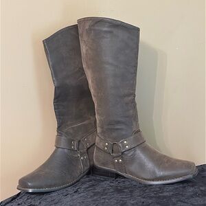 Brand New Pierre Dumas Brown Riding Boots 7 1/2